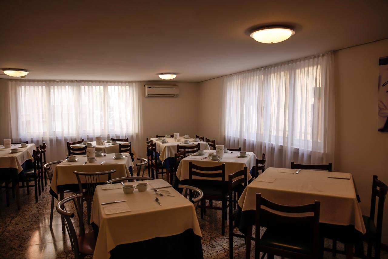 Hotel Venus Rimini Dış mekan fotoğraf
